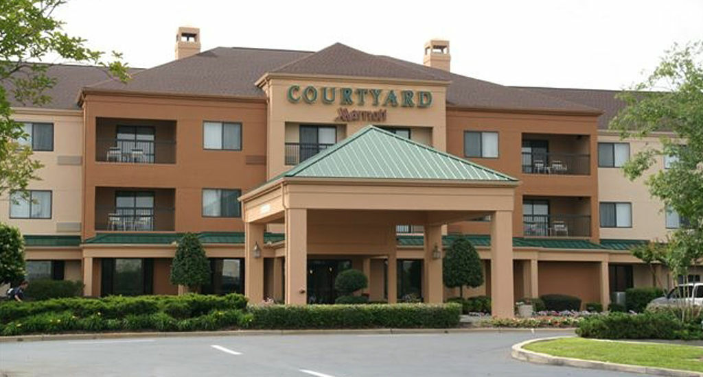 Courtyard By Marriott Monroe Airport Hotel Exterior foto
